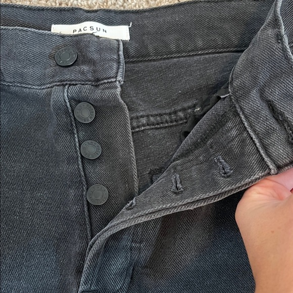 PacSun Black Distressed High Rise Straight Leg Jeans Size 26 - Picture 3 of 4